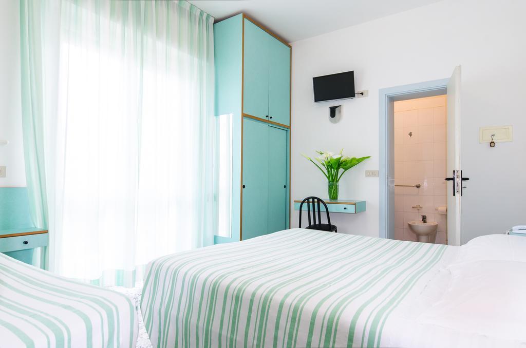 Hotel San Gottardo Ριτσόνε Δωμάτιο φωτογραφία